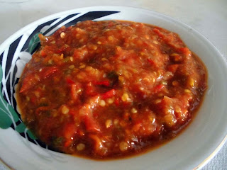 Yuk belajar sambal tomat yang enak Yuk belajar sambal tomat yang enak