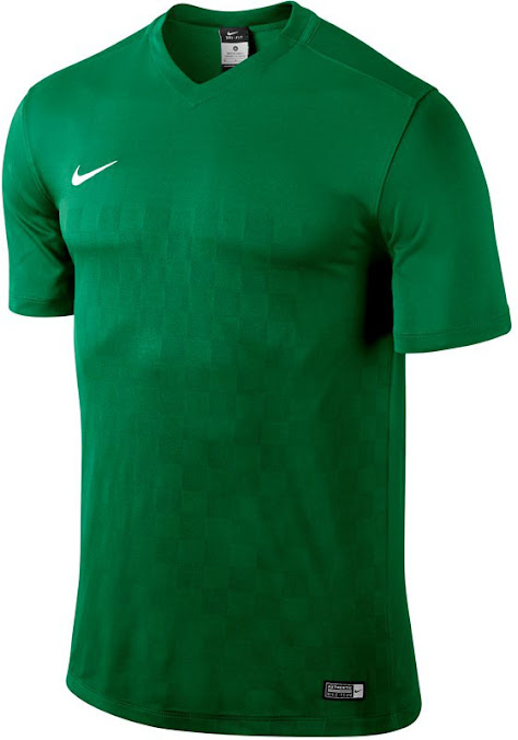 Nike 2015-16 Teamwear Kits Unveiled - Footy Headlines