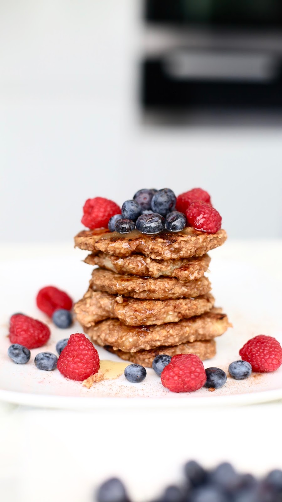 Emtalks Easy, Healthy, 3 Ingredient Vegan Dairy Free Pancakes Recipe