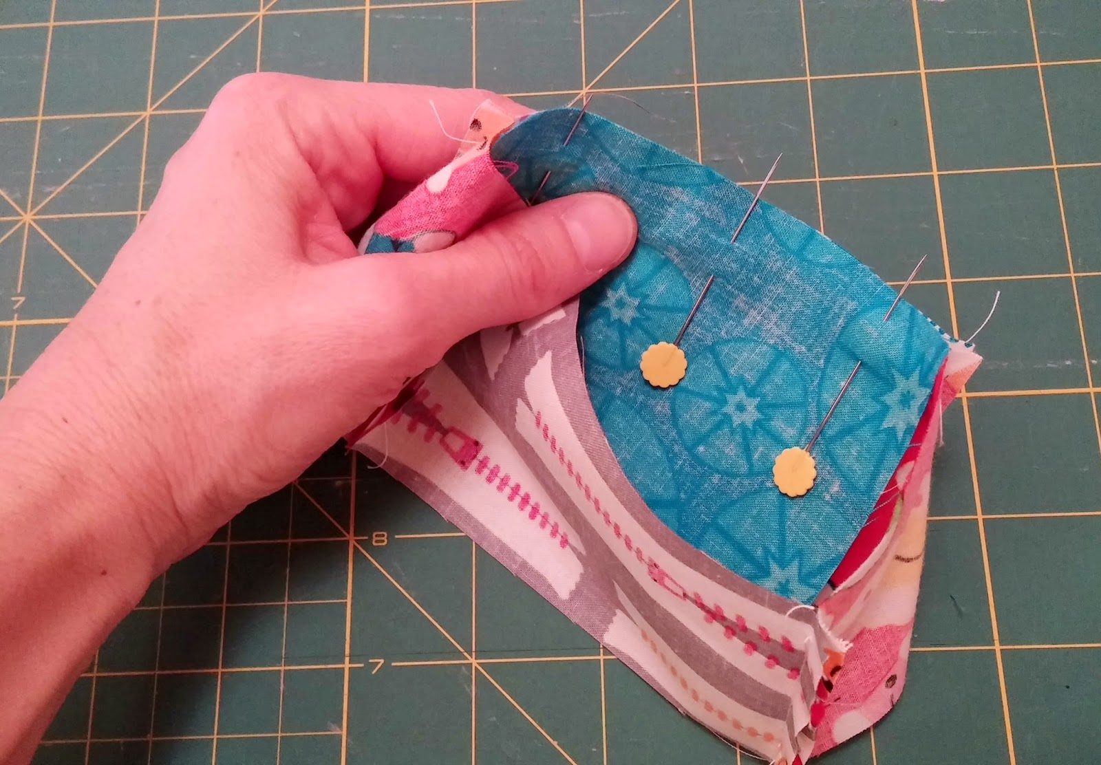 Ella & Nesta's Little Room How to make a TwoSided (Fabric