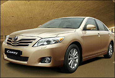 Karvy Private Wealth Top 5 Luxury Cars