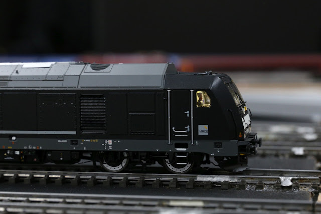 200,000 個のレゴ ブロックで構築された素晴らしい都市を発見してください