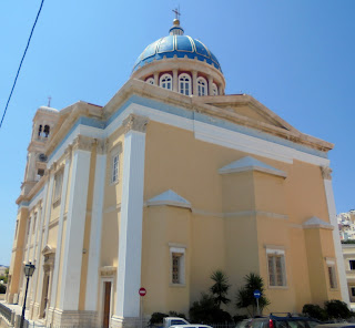 ο ορθόδοξος ναός του αγίου Νικολάου στην Ερμούπολη
