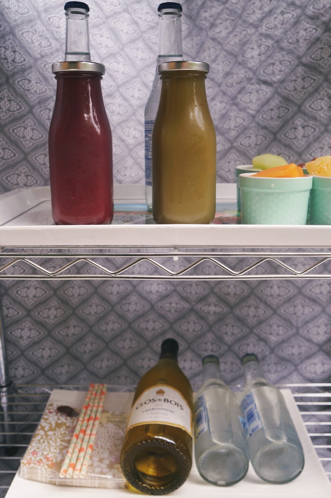 How to Create Your Own Wine Spritzer Bar / Carmen Varner // Lifestyle