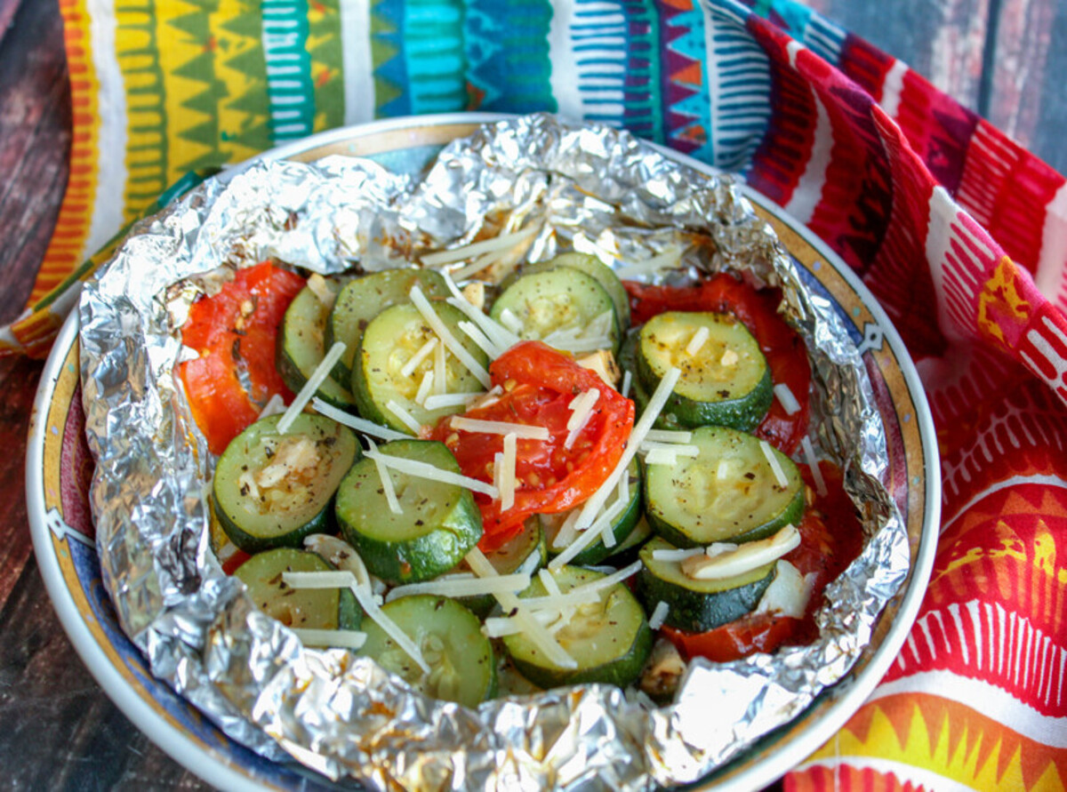 Zucchini and Tomatoes Foil Packets