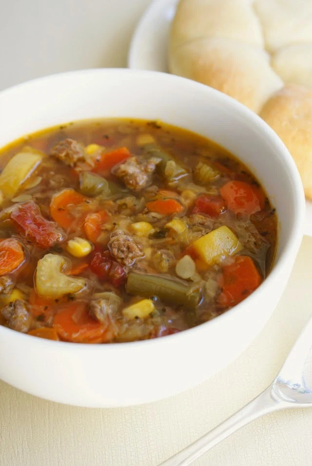 Slow Cooker Vegetable Beef Soup