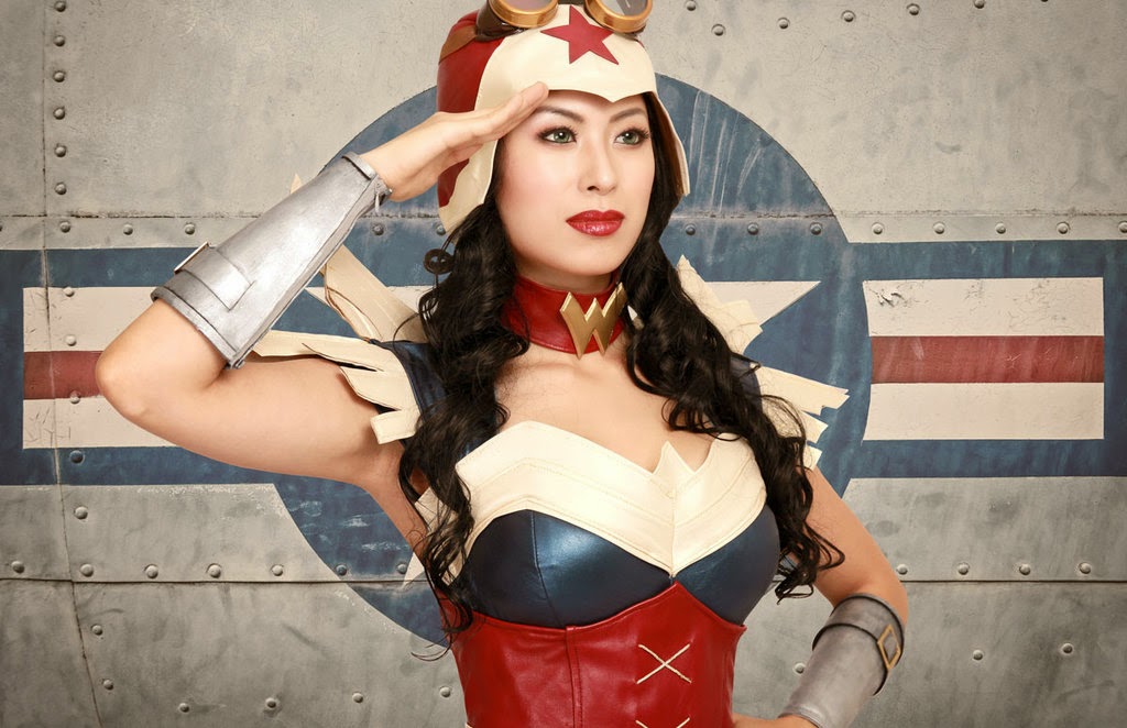 Cosplay: Steampunk Wonder Woman.