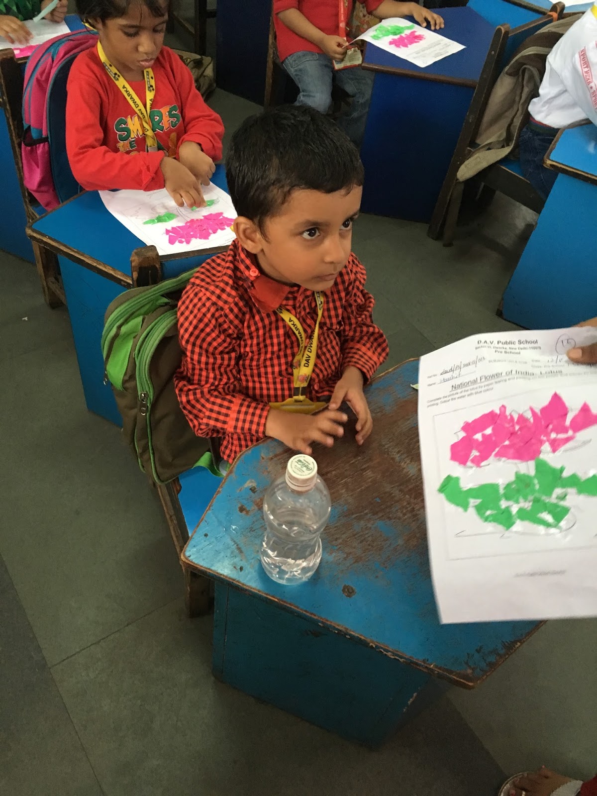 Independence day activity @DAV Dwarka Kindergarten: Tearing pasting
