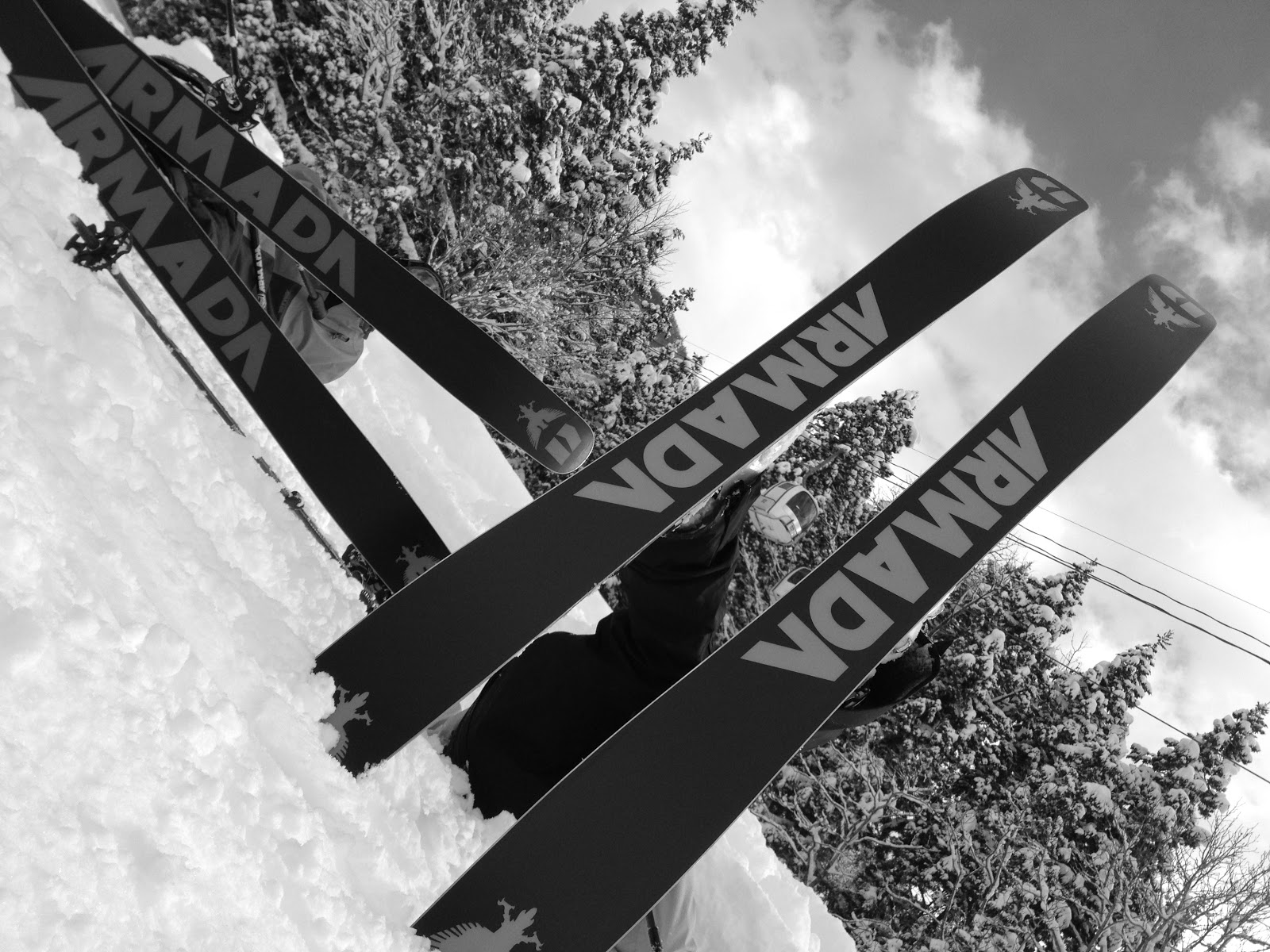 COMPASS HOUSE 12月 2012