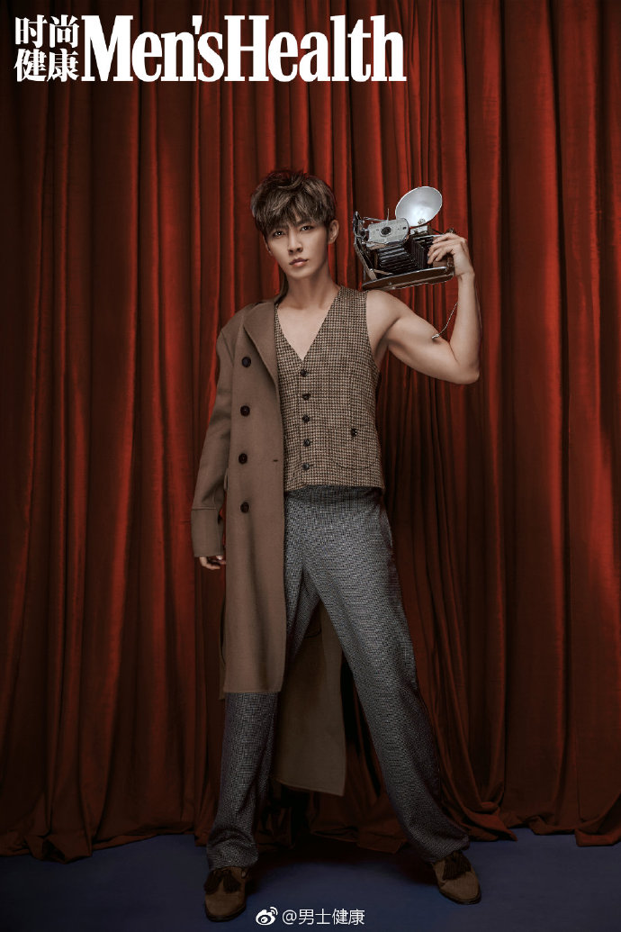 aaronYan4.jpg