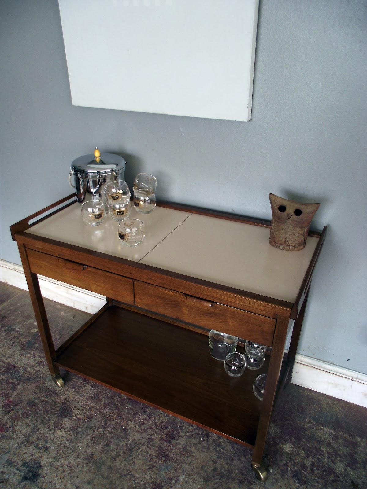 Vintage Ground Mid Century / Danish Modern Bar Cart / Serving Cart