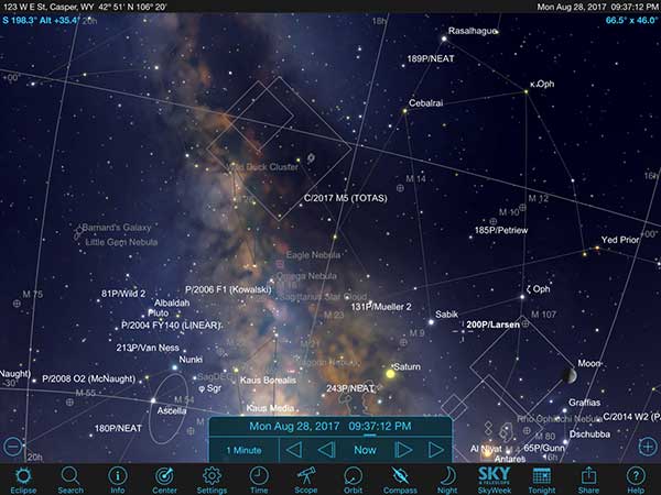 Sky Safari Pro Screenshot show position of moon and comet 200P/Larsen (Source: Palmia Observatory)