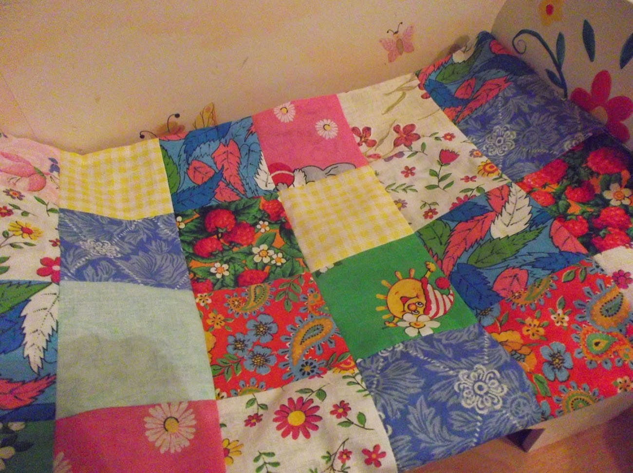 из старых простыней. что сделать из старого постельного. что сделать из старого постельного. лоскутный пододеяльник. из старых простыней.