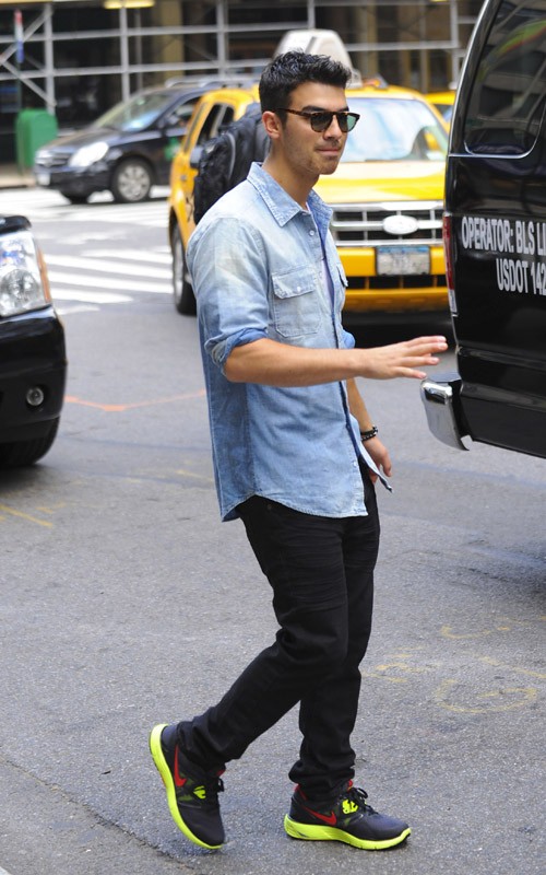 ♥ LetsGetGoddess Joe Jonas con JoJo en la Próxima Gira