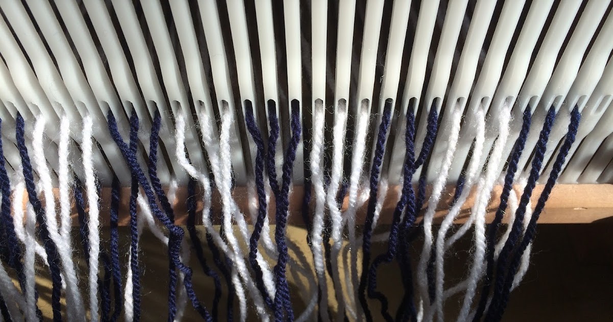 A Frayed Knot: weaving log cabin on a rigid heddle loom