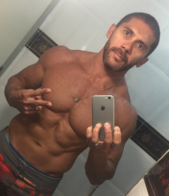 Pedro Filho voltou a praticar musculação e já recuperou boa parte do peso perdido. Foto: Arquivo pessoal