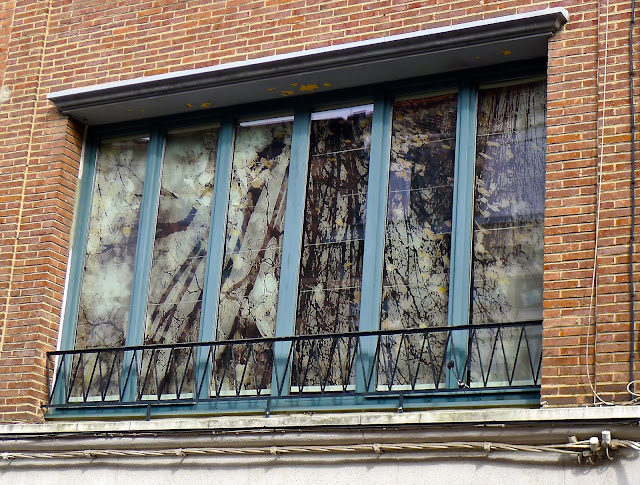 street art -  festival les fenêtres qui parlent - lille - france -