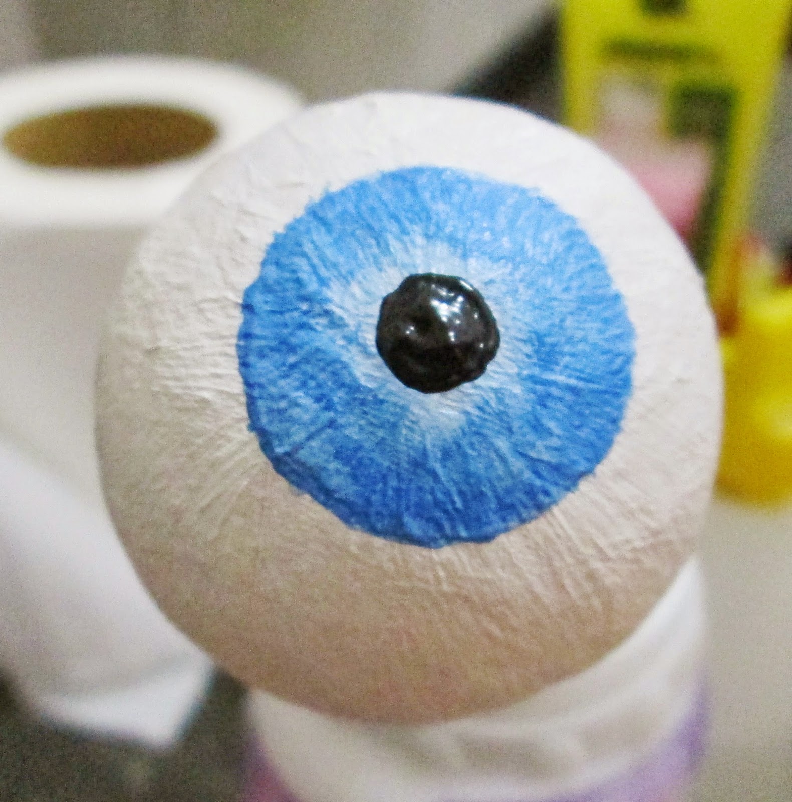 DIY 'Fake Eyeball' MyTimeline