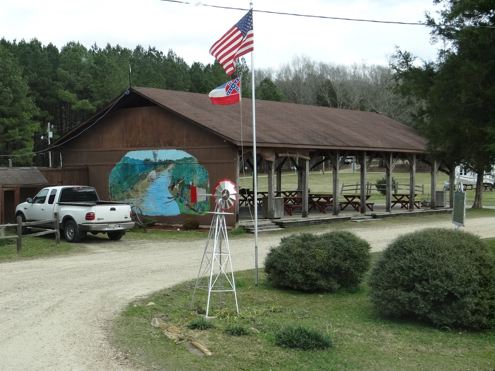 Walkabout With Wheels Blog Askew's Landing Campground in Edwards, Mississippi