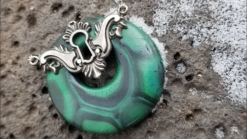 wired metal component on donut tutorial