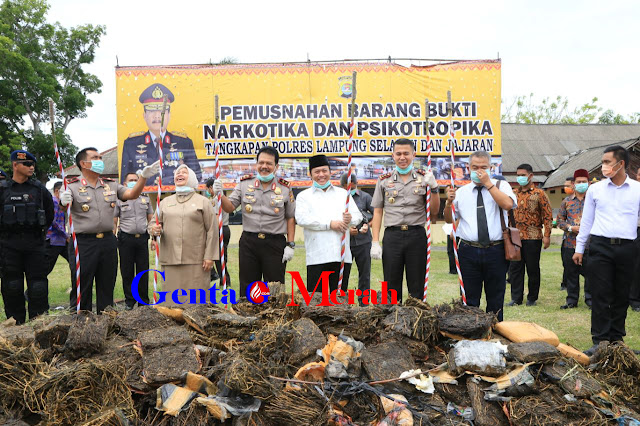 Kapolda Lampung Musnahkan Barang Bukti Narkoba