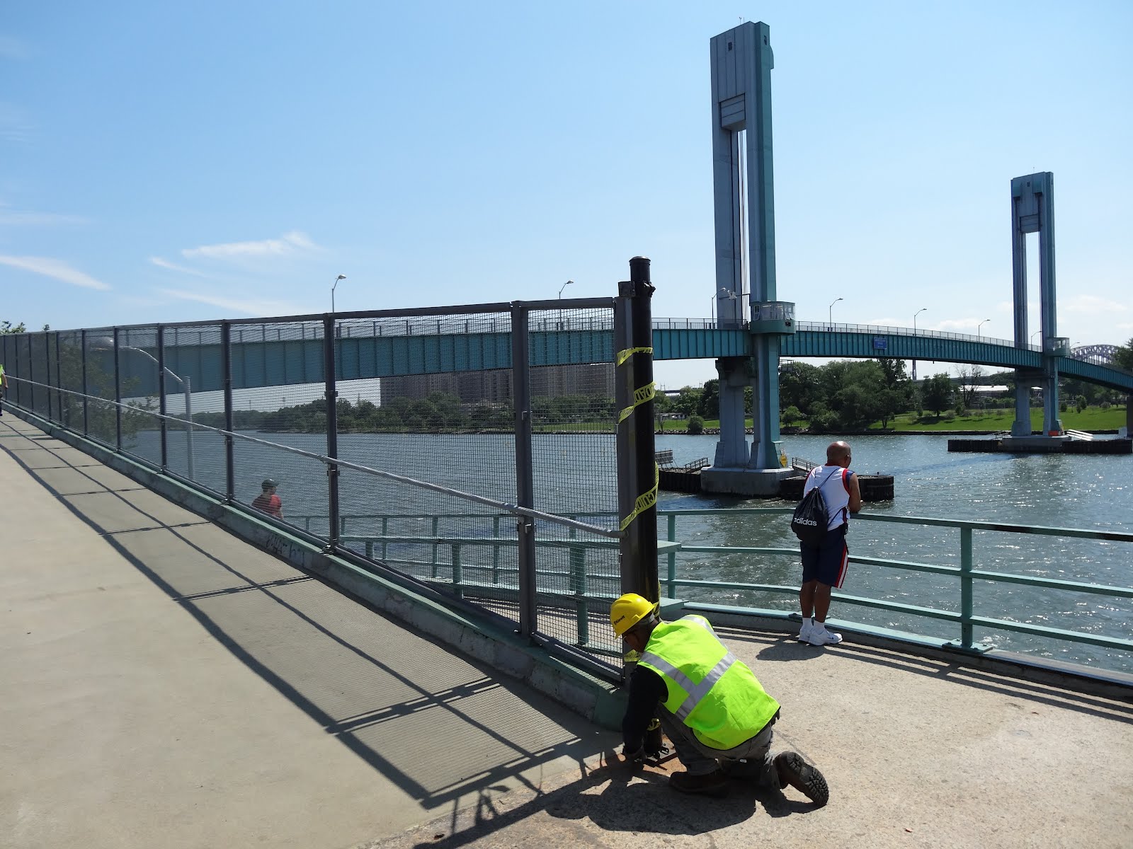 A Walk in the Park Randall's/Wards Island Bridge Open 365 Days A Year