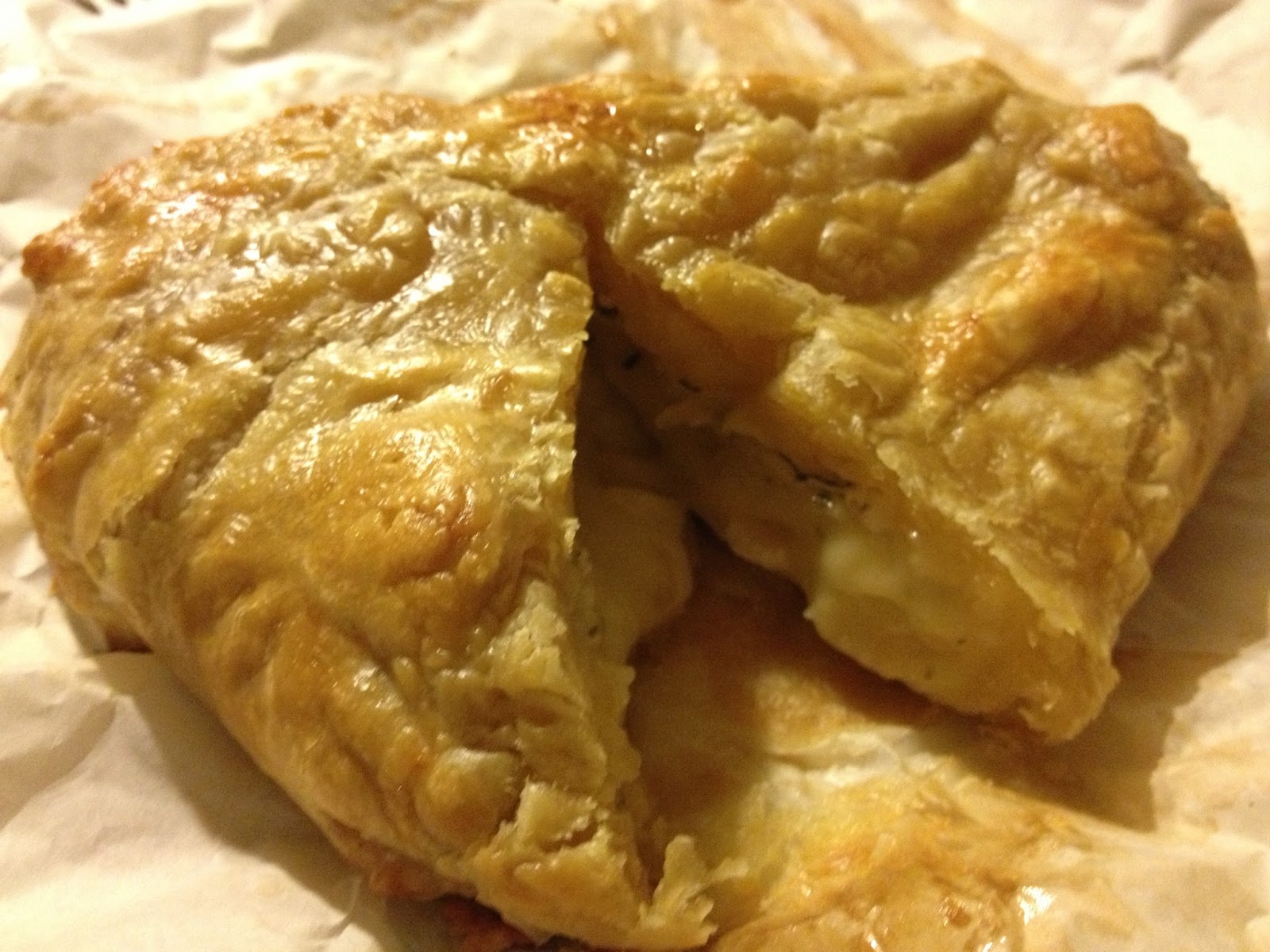 Unceasing Foodfullness xoxo Brie Cheese Puff