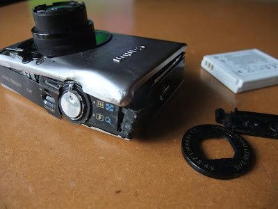 smashed canon camera after falling from kite