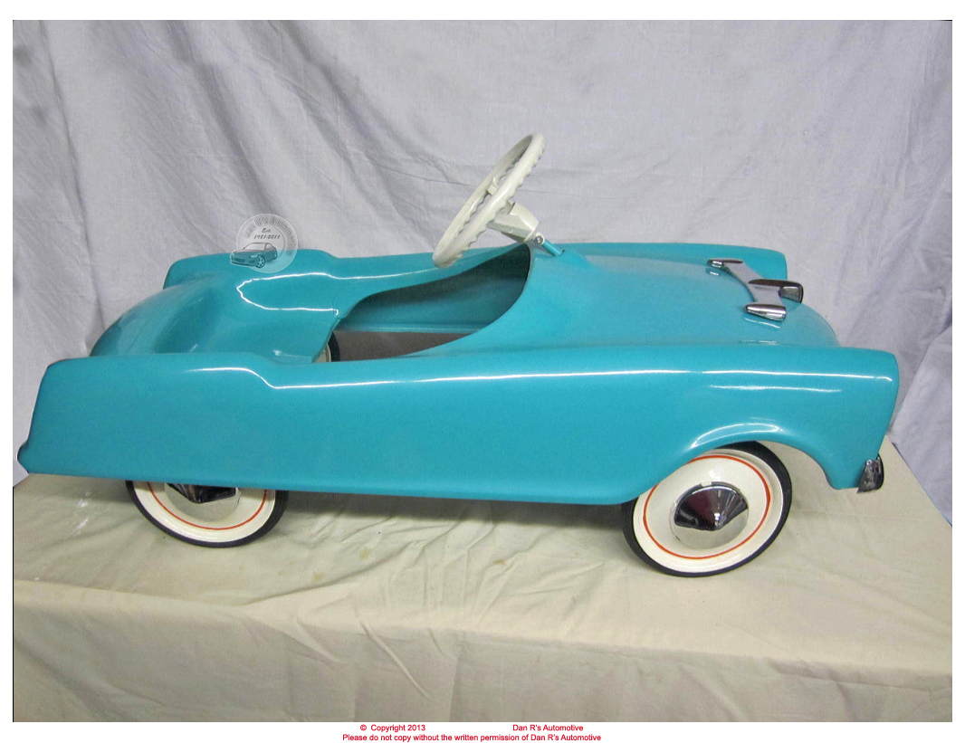 Old Antique Toys: The Beautifully Restored Pedal Cars of Dansrauto