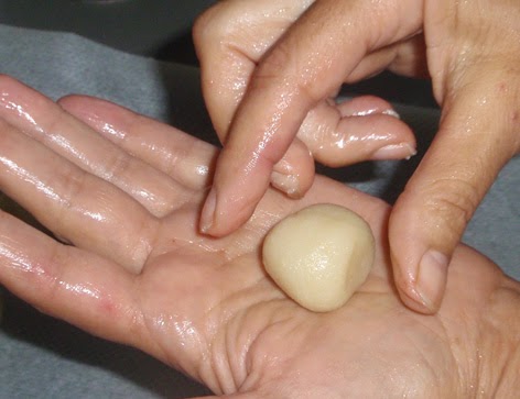 elaboración de figuritas de mazapán 5