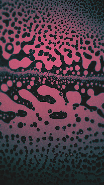 Vivid Liquid Wallpaper