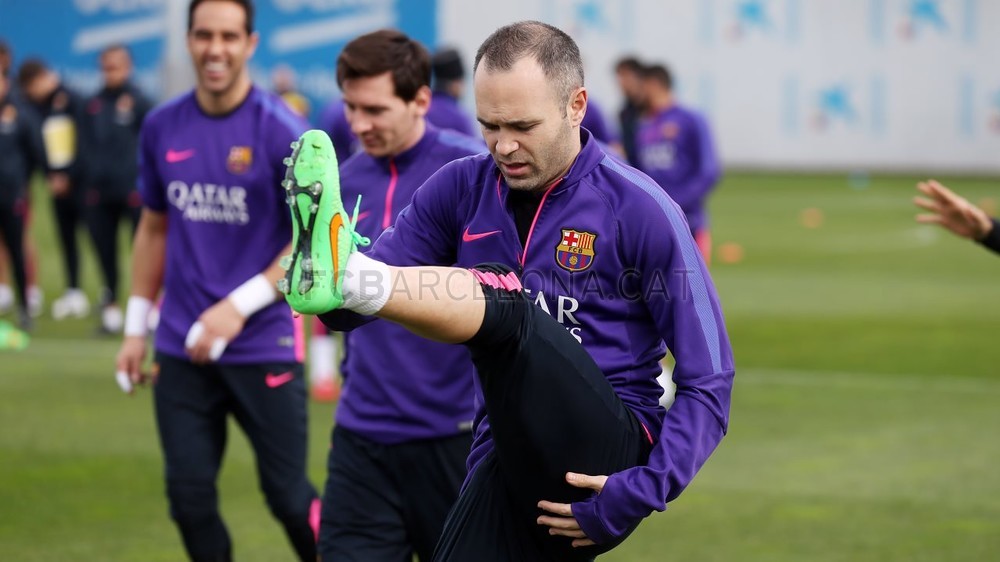 iniesta nike magista