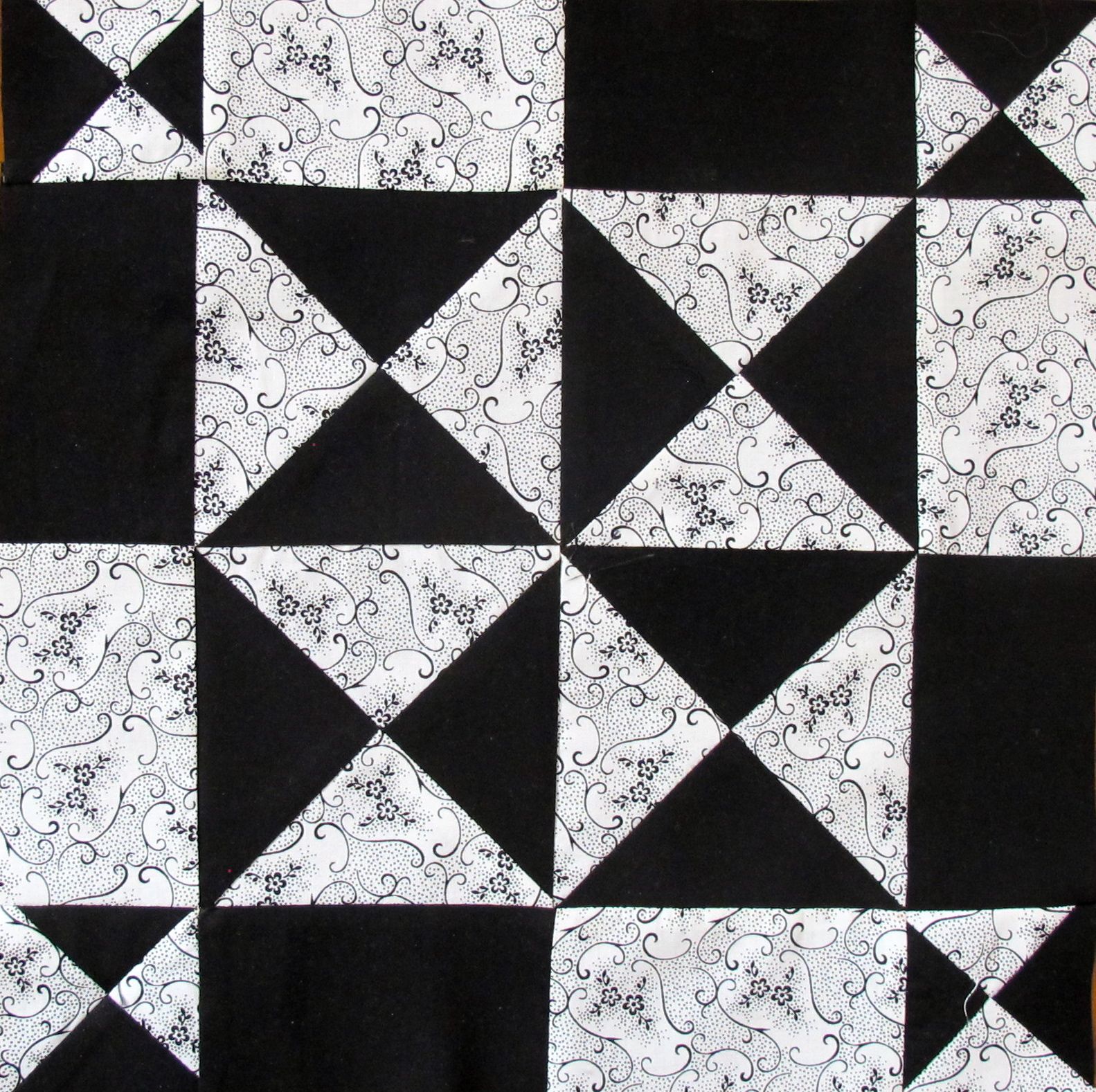 Quiltin' Jenny Modern Blocks Quilt Along Night and Day