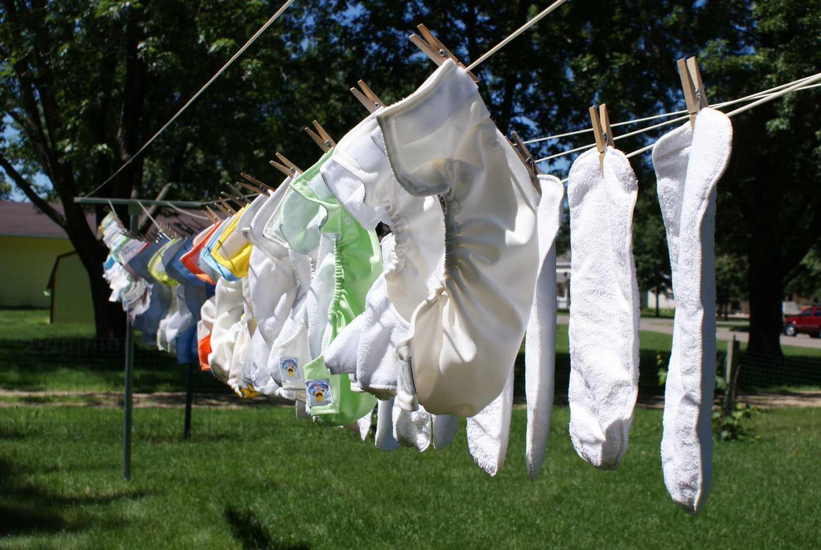 A Day in the Life of a Five Foot Mama Cloth diapers why and how I use