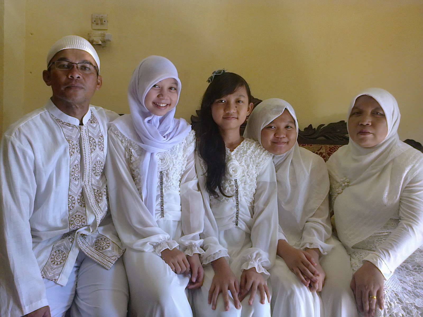 UUS SUSANGKA: Mitos Perkawinan laki-laki sunda dengan ...