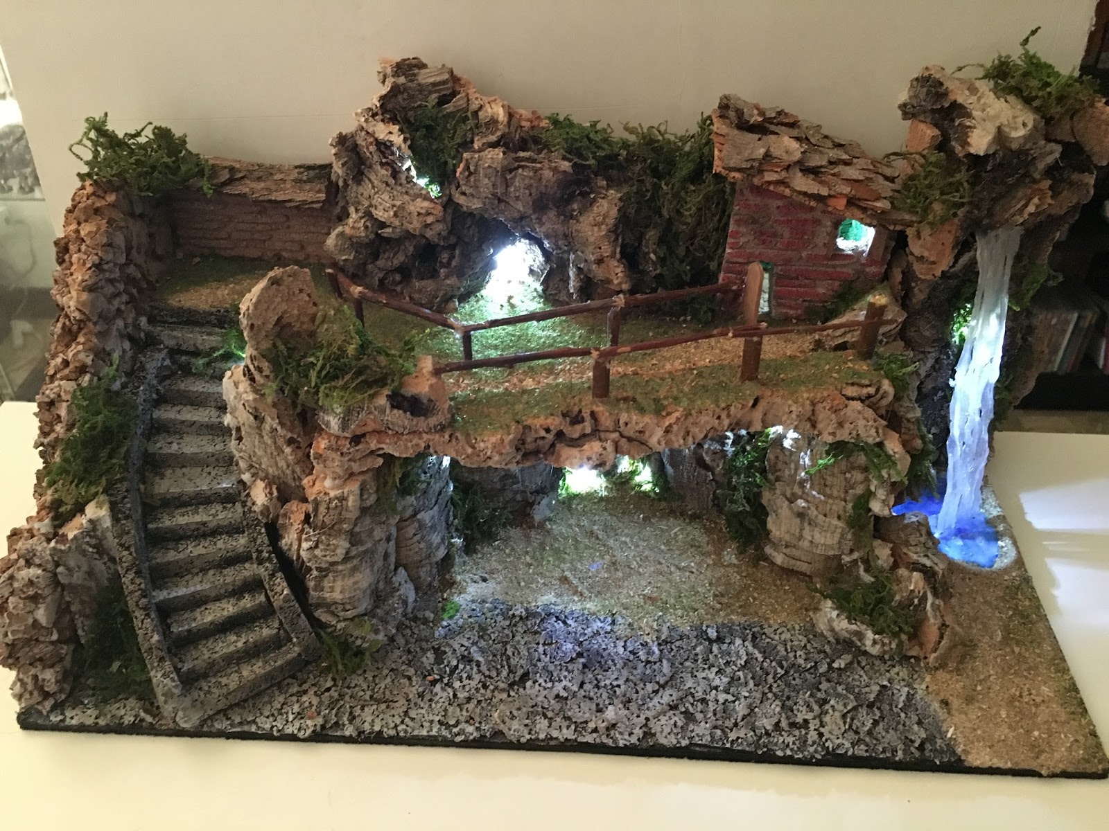 Accessori Presepe di Babu e Meme: Presepe da mensola completo