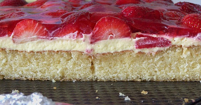 Beste Rezeptesammlung: Erdbeer-Kuchen mit Vanillecreme (vom Blech)