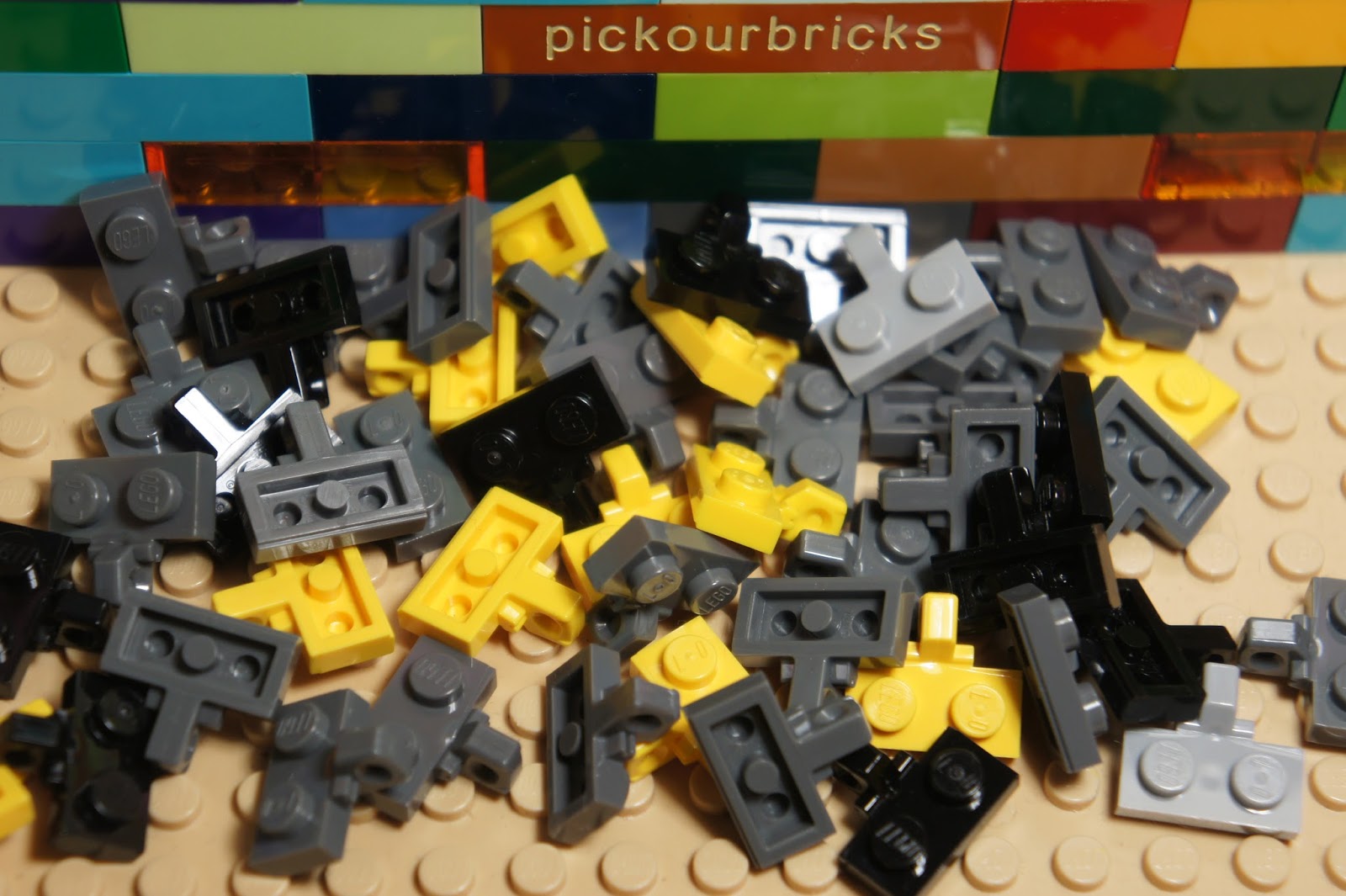 LEGO 44567 Assorted Colors HINGE PLATE 1x2 Locking w/ Single Stub ...