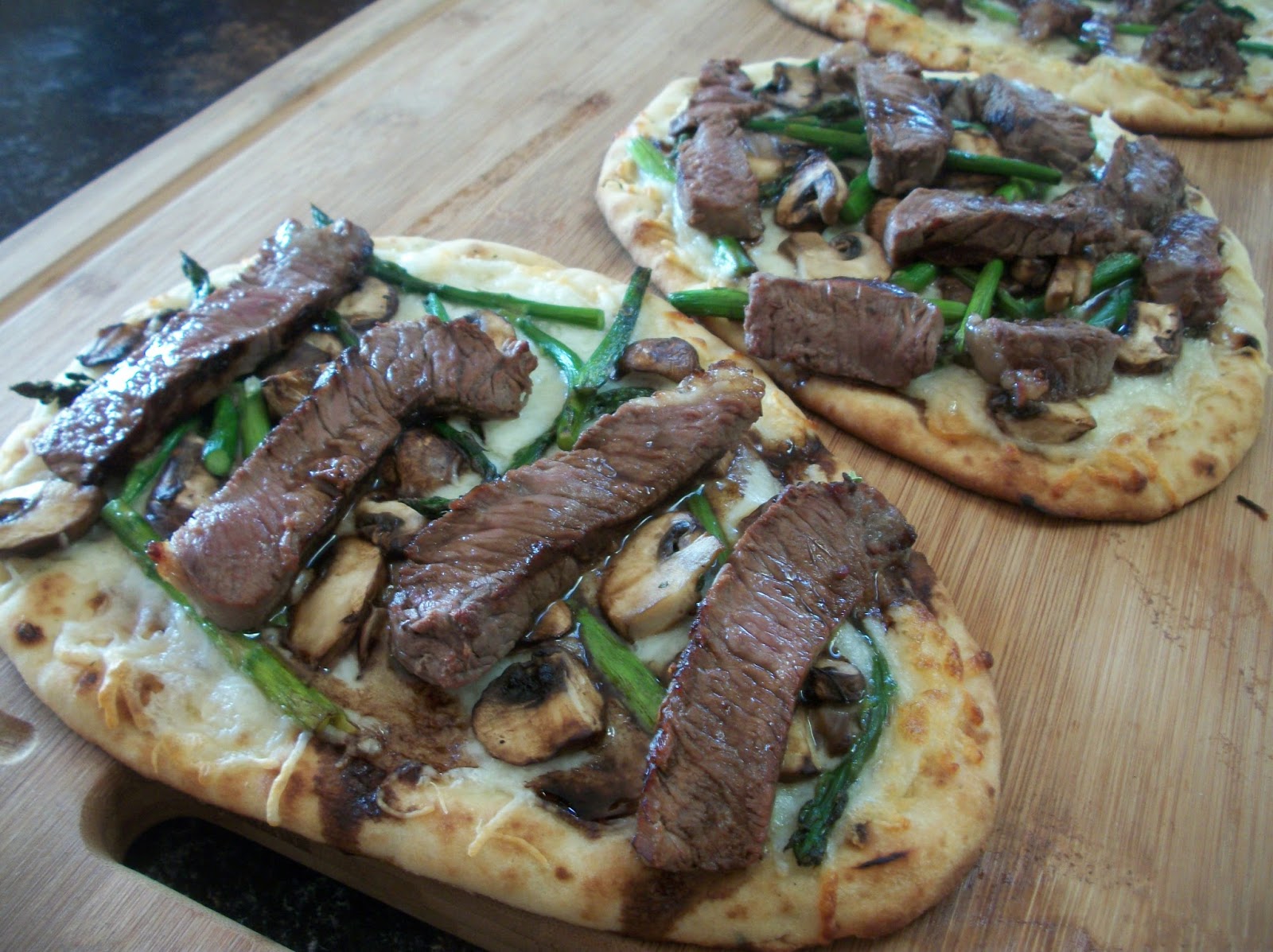 Cook with Sara Steak, Mushroom and Asparagus Flatbreads