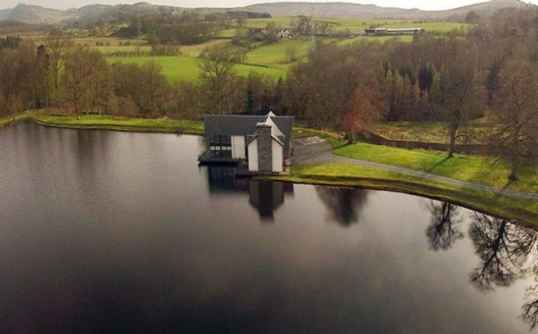 Traditional Materials With Modern Building Technology [West Stirlingshire]