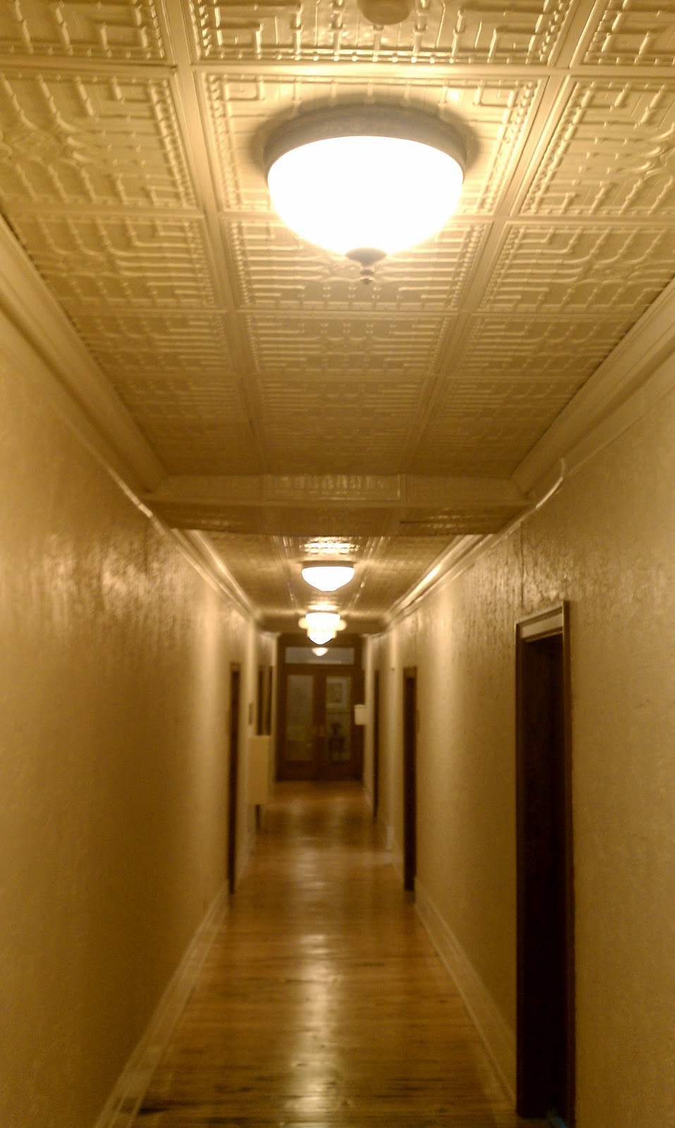 All Things Luxurious: Ceiling Tiles By Us: A Guest Post
