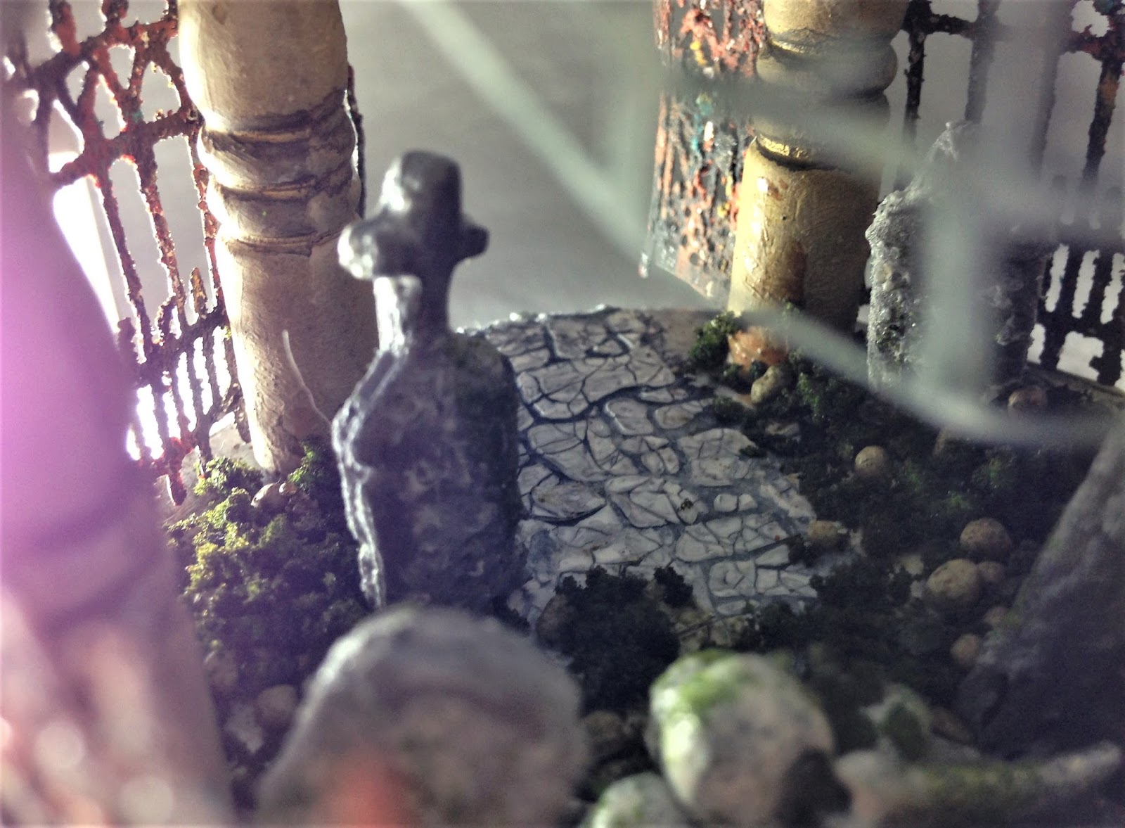sarascloset: Spooky Graveyard for Frilly and Funkie - 'Tis Near Halloween!