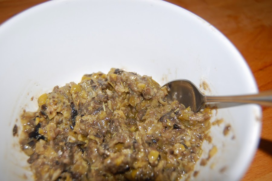 Receta fácil: Pechuga de pollo con tapenade y bacon