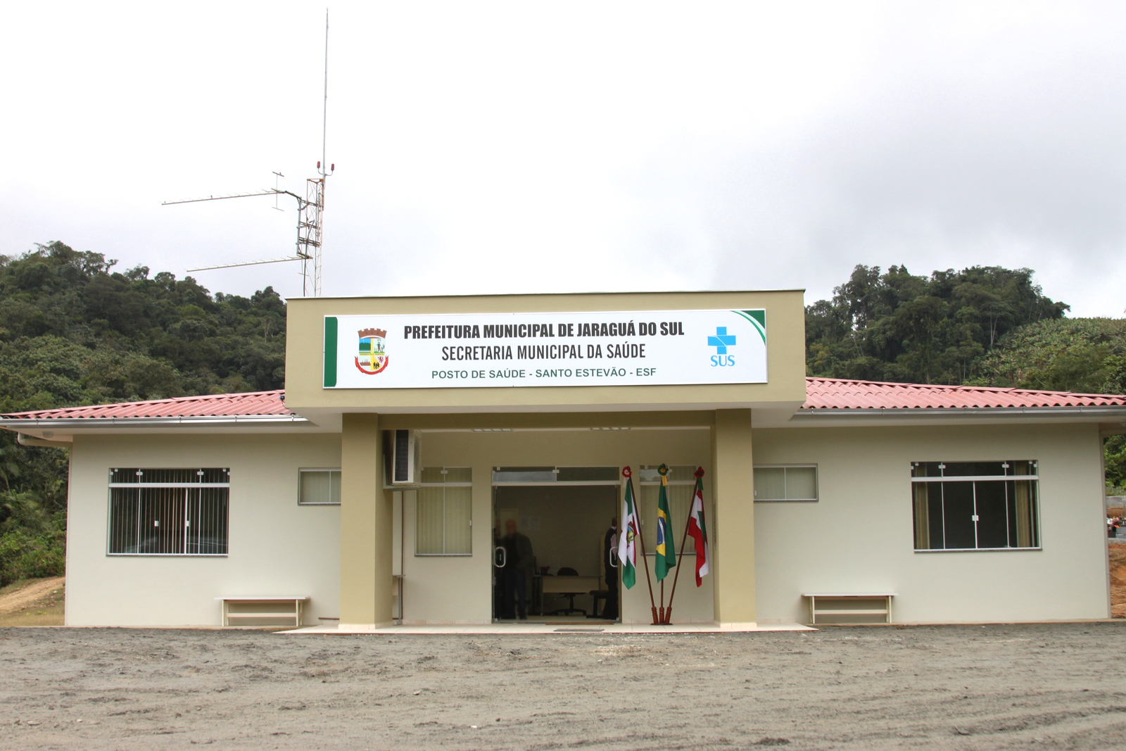 Posto de saúde é inaugurado no Santo Estêvão Jornal de Bairros Posto de saúde é inaugurado no Santo Estêvão Jornal de Bairros