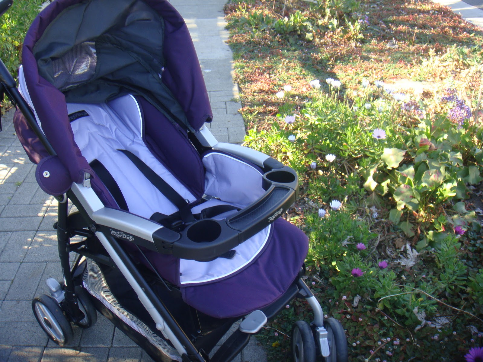 StrollerQueenReviews: Peg Perego Pliko P3 Compact Review