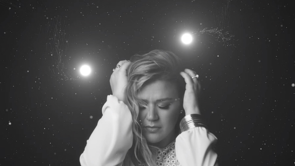 Because Of You | Kelly Clarkson ~ Lirik lagu Barat dan Artinya | Translagu