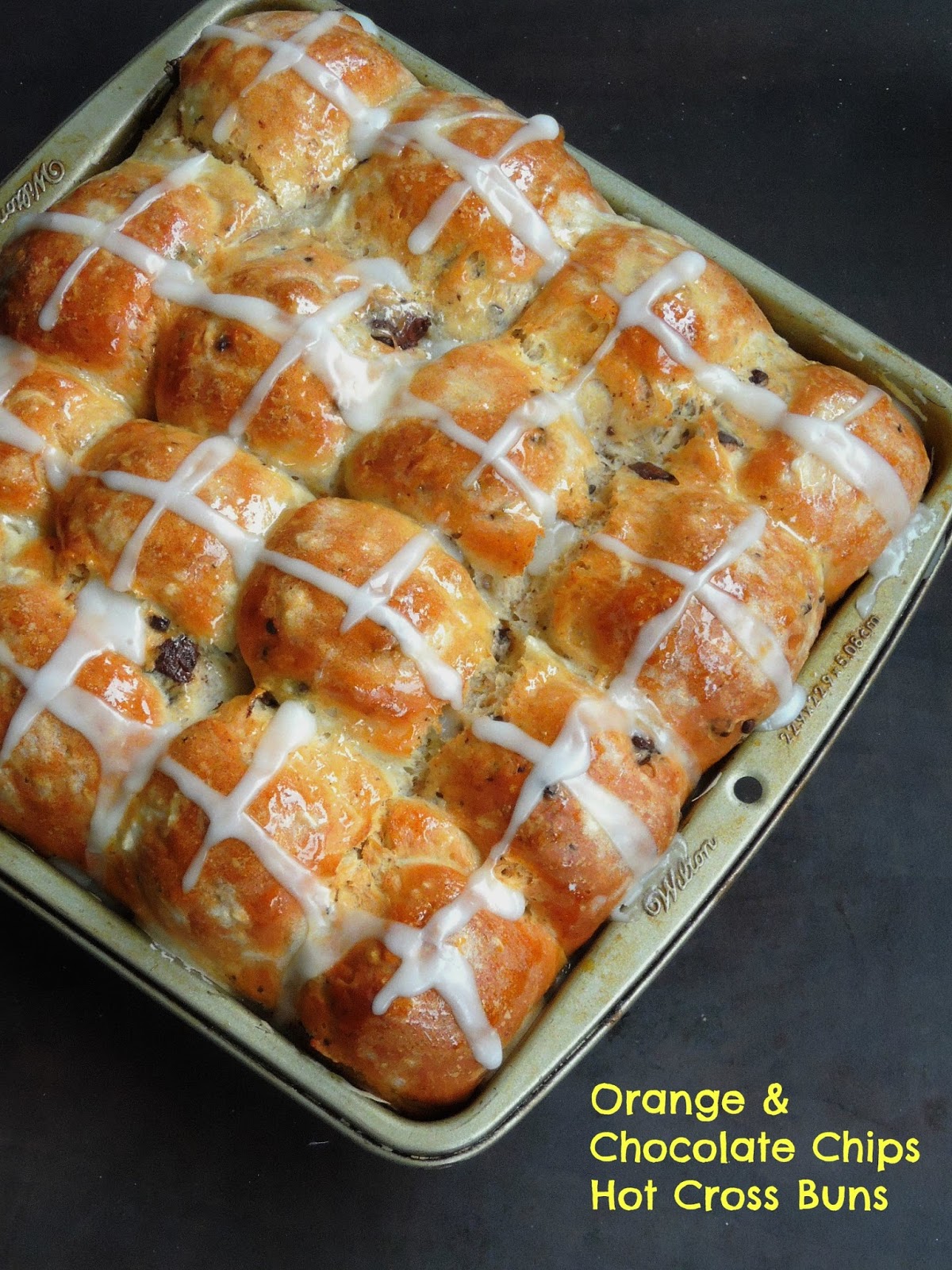 Priya's Versatile Recipes Orange & Chocolate Chips Hot Cross Buns