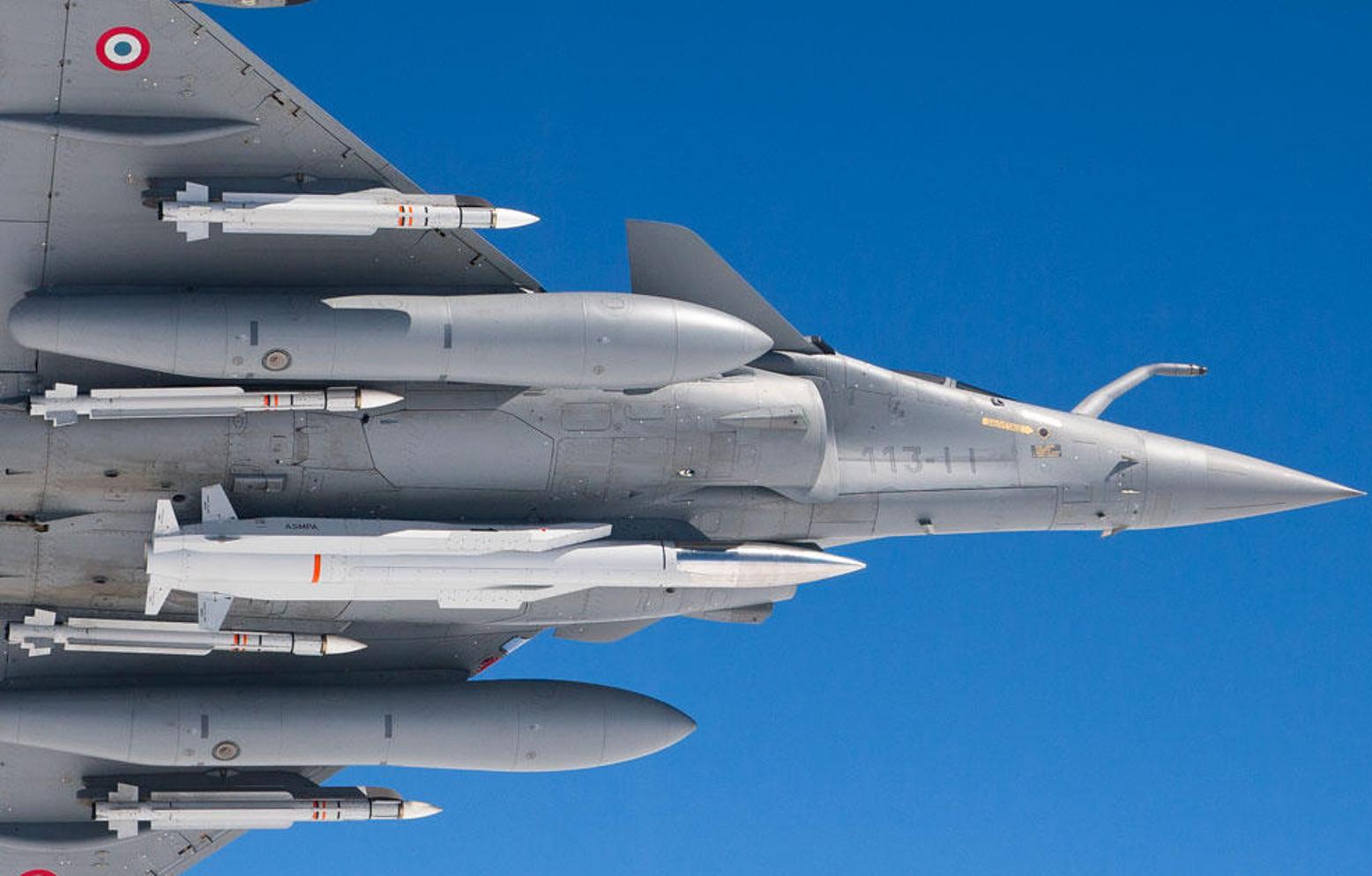 Air-Sol%20Moyenne%20Port%C3%A9e-Am%C3%A9lior%C3%A9%20(ASMP-A)%20French%20air-launched%20nuclear%20missile%20Dassault%20Rafale%20French%20twin-engine%20delta-wing%20fighter%20aircraft%20(2).jpg