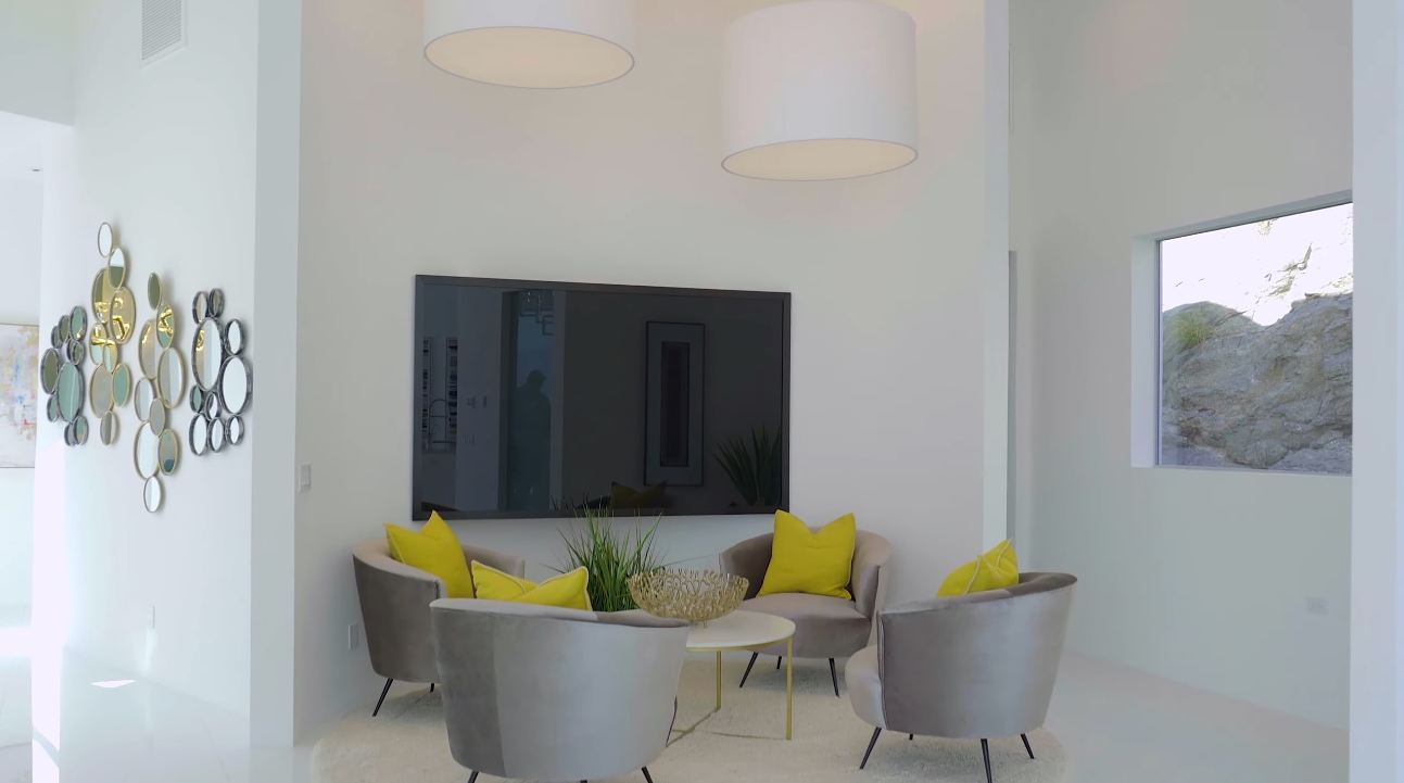 32 Photos vs. Palm Springs, CA Luxury Home Interior Design Tour By Brian Foster