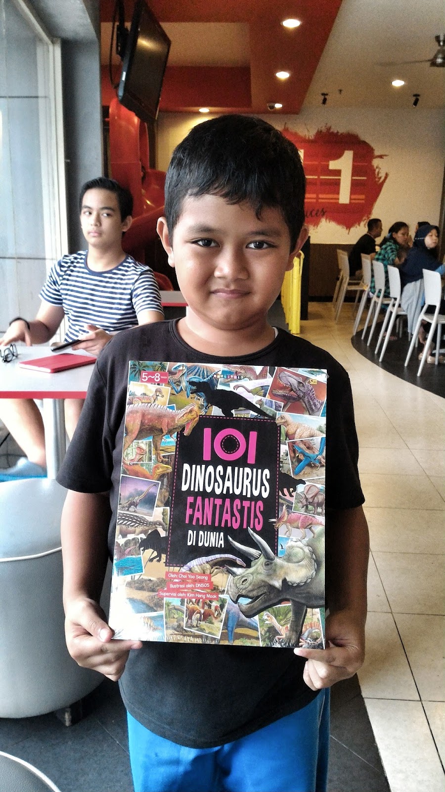 Sekolah Swasta vs Sekolah Negeri